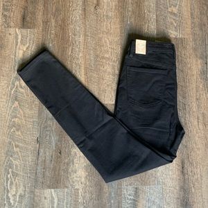 Madewell 10” High Rise Skinny in Black